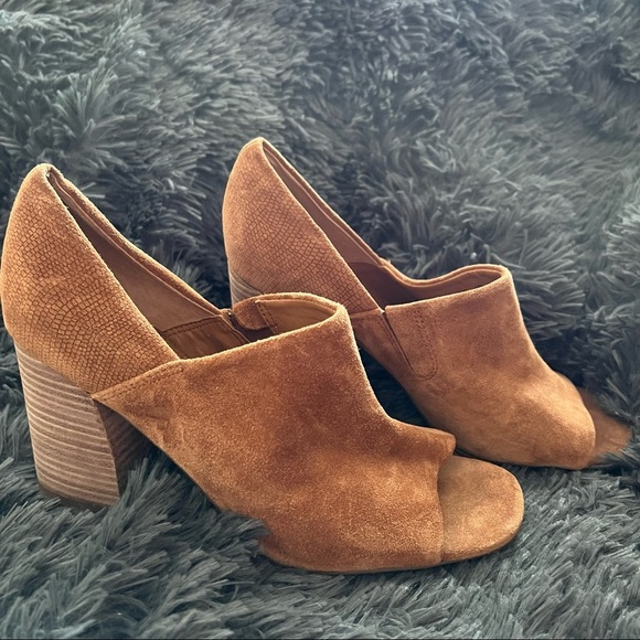 Franco Sarto A Ellison Brown Leather Bootie Block Heel Sandal - Picture 2 of 6